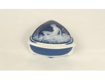 Bonbonnière porcelaine Limoges THARAUD d'époque XXème