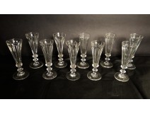 Série de 10 verres en cristal Baccarat XIXème siècle